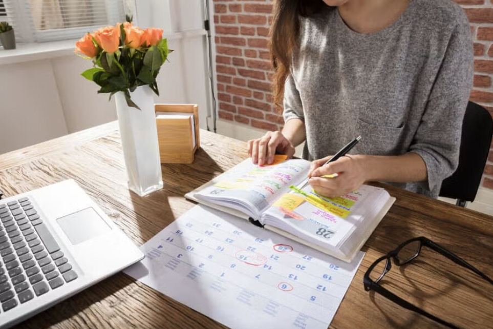 Online IT Study: Balancing Work, Family, and Postgraduate Life